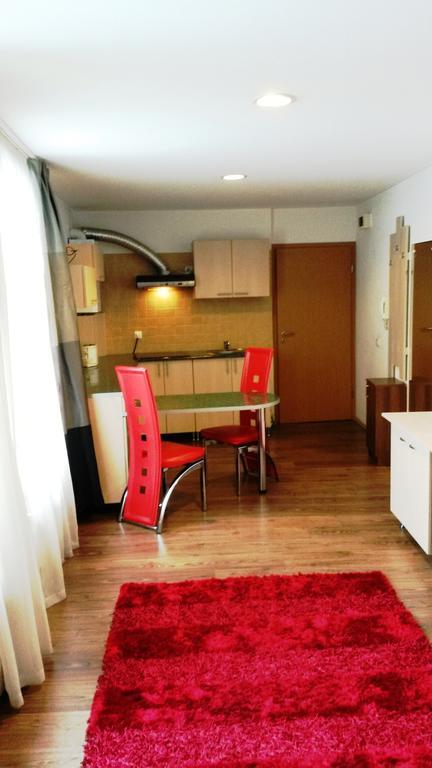 Lucas 10 Apartments Cluj-Napoca Luaran gambar