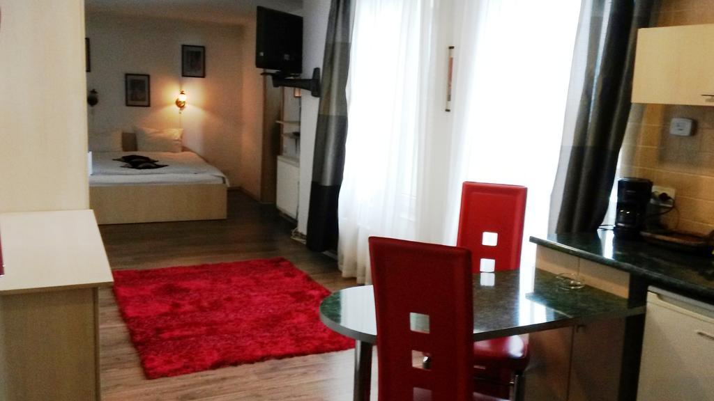 Lucas 10 Apartments Cluj-Napoca Bilik gambar