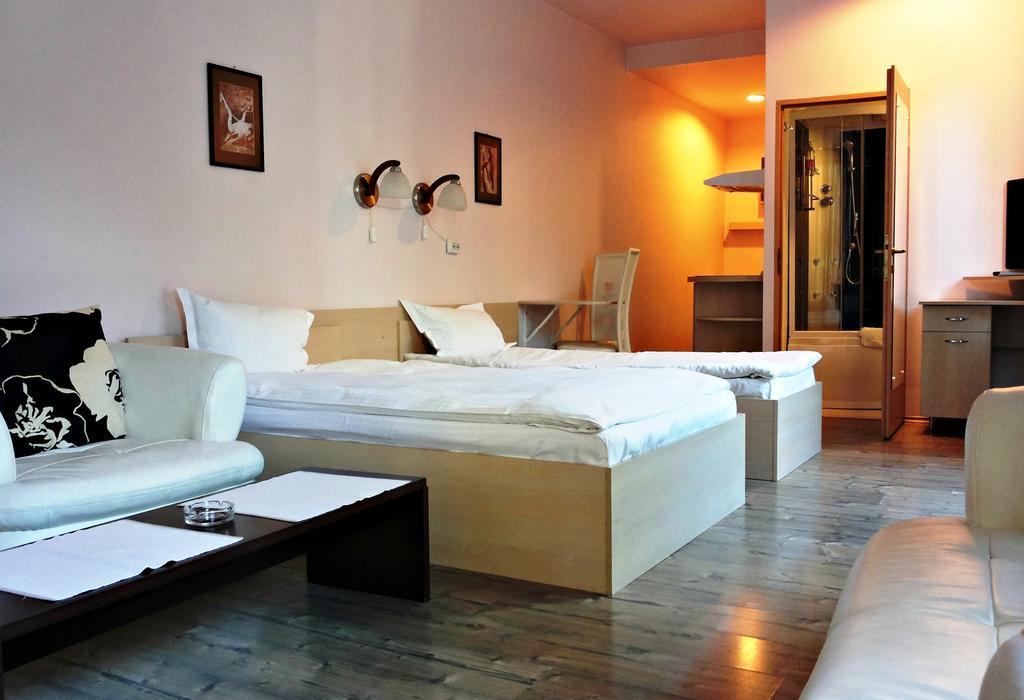 Lucas 10 Apartments Cluj-Napoca Luaran gambar