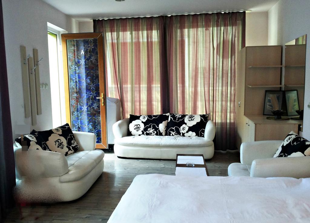 Lucas 10 Apartments Cluj-Napoca Luaran gambar